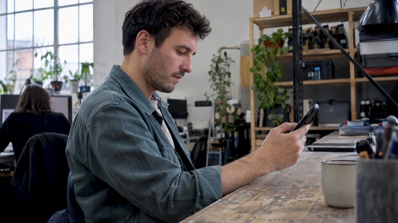 Salesforce Mobile Integration for UK Agencies: 5 ECA Steps